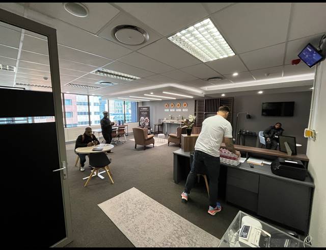93M² OFFICE TO LET IN CAPE TOWN CITY CENTRE